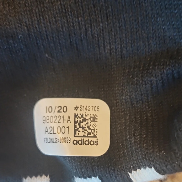 adidas Black Beanie with Logo and Snug‎ Fit - Picture 2 of 3